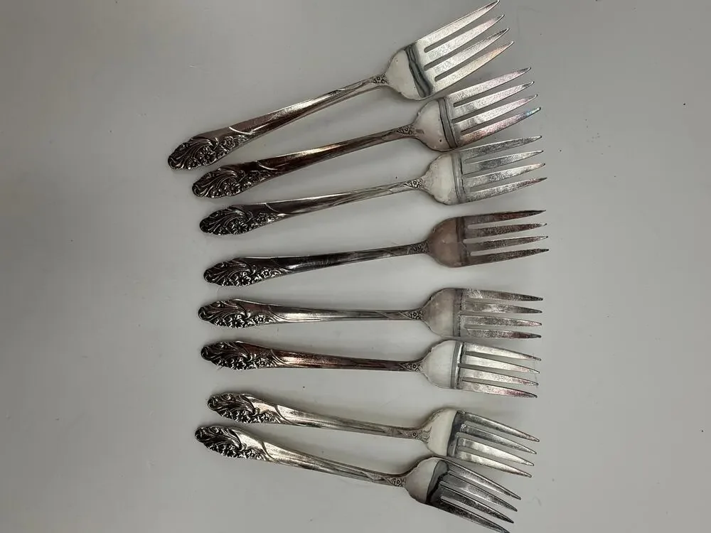 Oneida Community Evening Star Silverplate Salad Dessert Forks 1950s Lot of 8